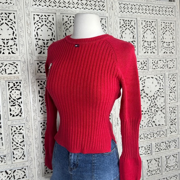 Vintage Tommy Hilfiger Tommy Jeans Red Ribbed Crewneck Fitted Sweater Sz XS - Picture 4 of 7